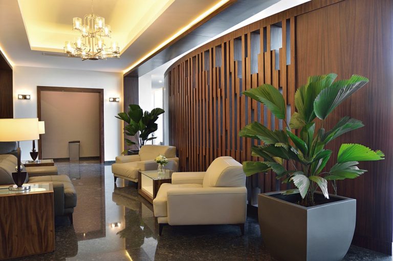 Fachada elegante Recinto San Javier